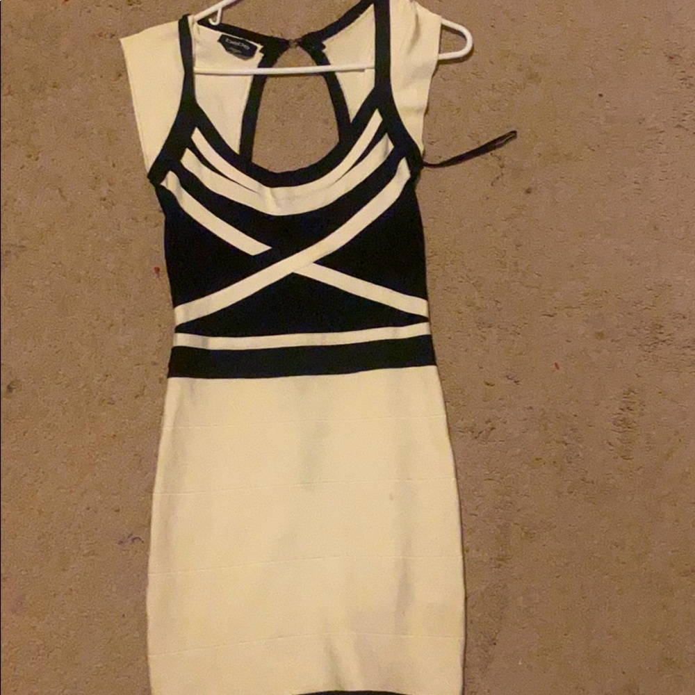 Bebe dress